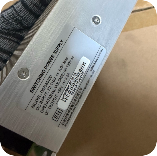 *Brand NEW* D87M4400 DC-DC Converter DC72-110V 5A Max to 24V 8.4A 200W Switching Power Supply